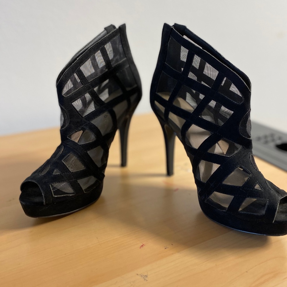 Black heels 🖤
